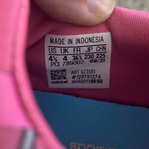 Size US 4.1/2 Adidas × The Simpsons Flex Sneaker